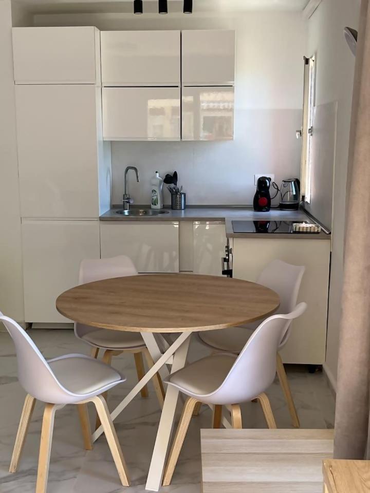 Apartment Vith Amazing View In Minerva 베날마데나코스타 외부 사진